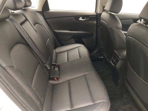 Used 2021 Kia Forte EX image 19