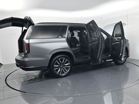 Used 2021 Cadillac Escalade Sport w/ Driver Assist Tech Package AWD/4WD image 68