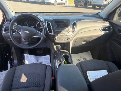 Used 2024 Chevrolet Equinox LT AWD/4WD image 24