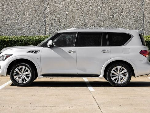 Used 2016 INFINITI QX80 2WD w/ Driver's Assistance Package image 12