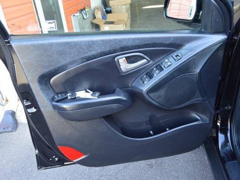 Used 2012 Hyundai Tucson GLS AWD/4WD image 29