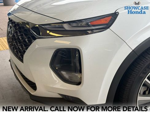 Used 2020 Hyundai Santa Fe Limited image 9