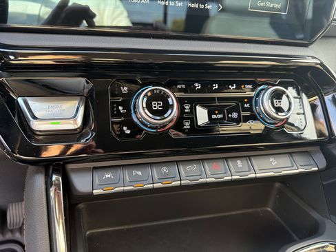 Certified 2024 GMC Sierra 1500 AT4 w/ Technology Package image 14