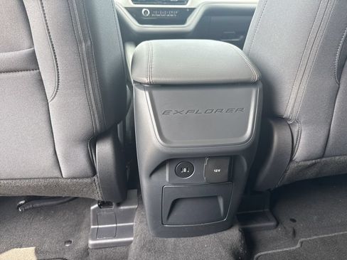 New 2026 Ford Explorer Active RWD image 25