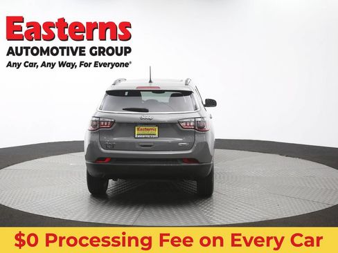 Used 2023 Jeep Compass Latitude w/ Sun and Sound Group AWD/4WD image 38