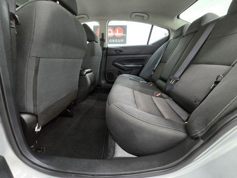 Used 2024 Nissan Altima 2.5 S FWD image 15