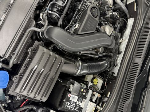 Certified 2024 Volkswagen Jetta Sport image 29