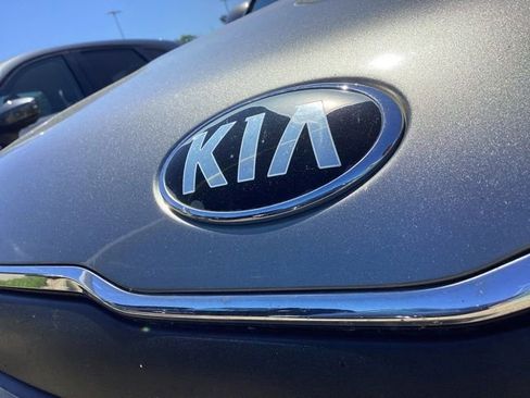 Used 2015 Kia Soul FWD image 4