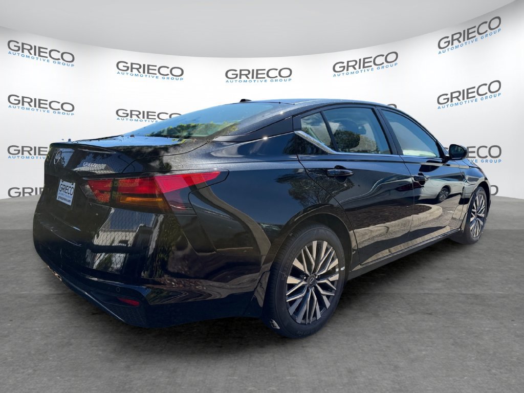 New 2026 Nissan Altima 2.5 SV FWD image 12