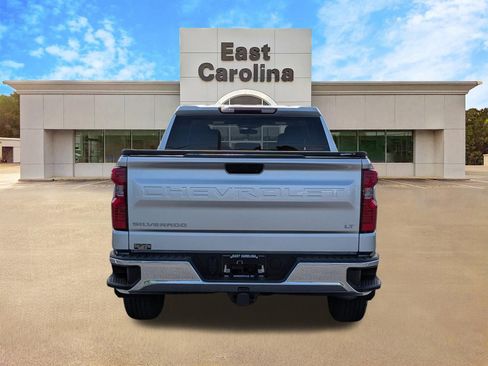 Used 2019 Chevrolet Silverado 1500 LT w/ All-Star Edition AWD/4WD image 4