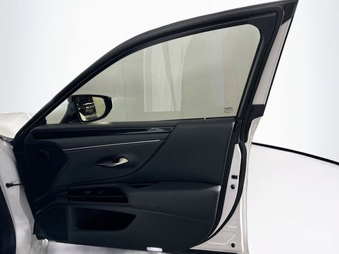 Used 2023 Lexus ES 350 w/ Accessory Package (Z1) image 32