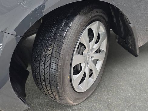 Used 2025 Toyota Corolla LE FWD image 29