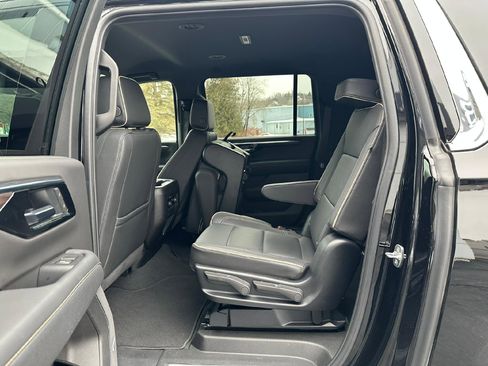 Certified 2025 Chevrolet Suburban Premier image 45