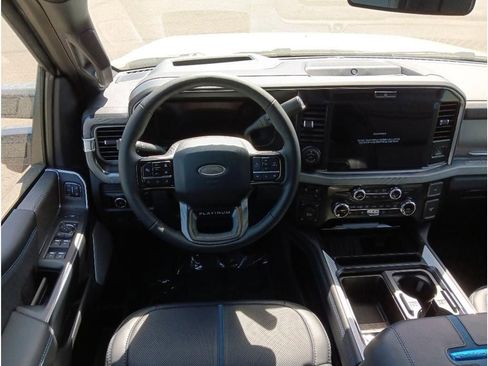 New 2025 Ford F250 Platinum image 9