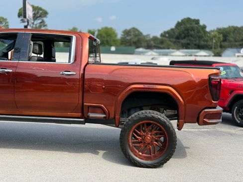Used 2021 GMC Sierra 2500 Denali w/ Denali Ultimate Package AWD/4WD image 12