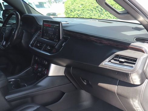 Used 2021 Chevrolet Suburban LT RWD image 51