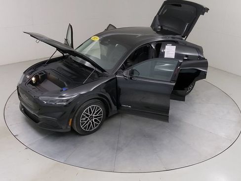 Certified 2025 Ford Mustang Mach-E Premium AWD/4WD image 54