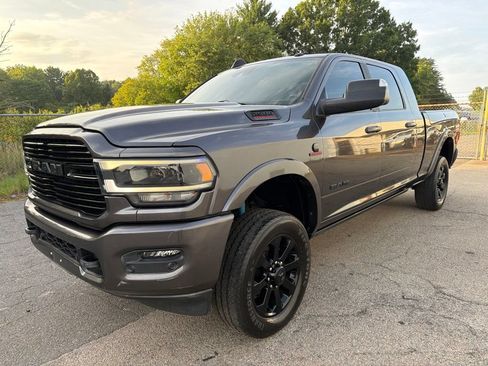 Used 2021 RAM 2500 4x4 Mega Cab Laramie image 6
