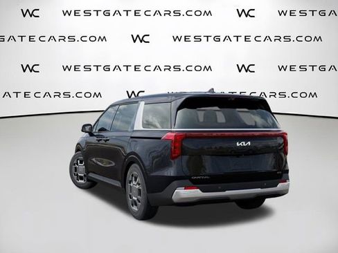 New 2026 Kia Carnival EX FWD image 5