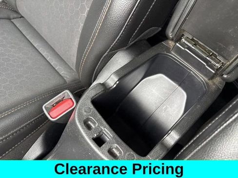 Used 2018 Jeep Compass Latitude FWD image 25