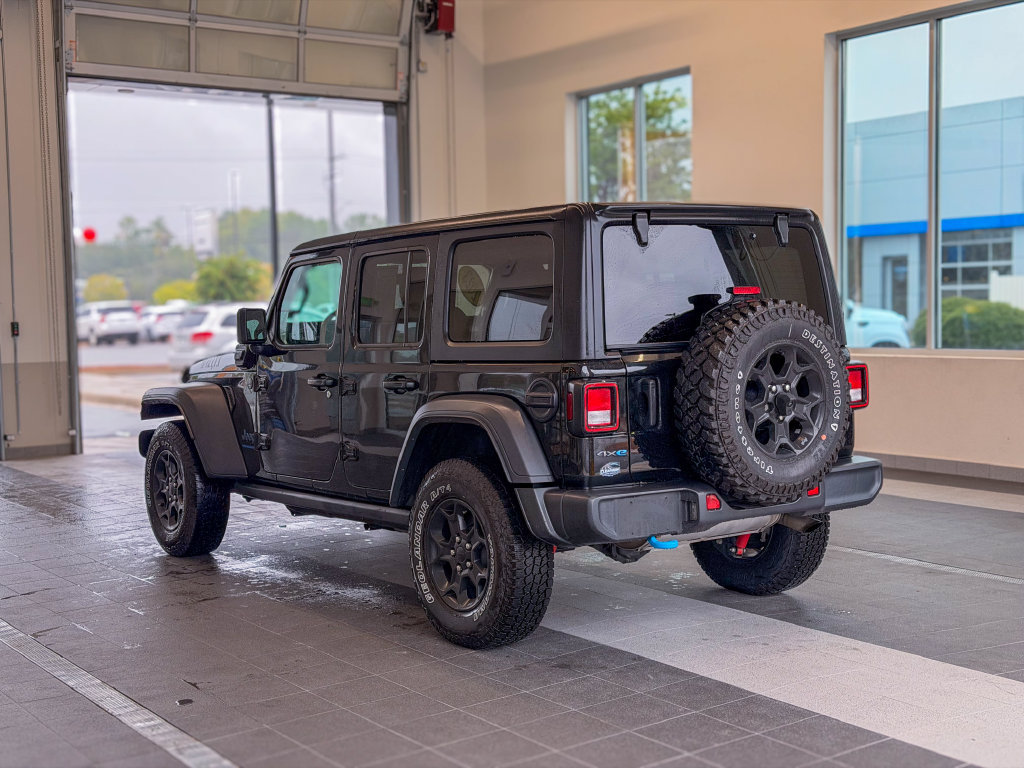 Used 2023 Jeep Wrangler Unlimited w/ Dual Top Group AWD/4WD image 4