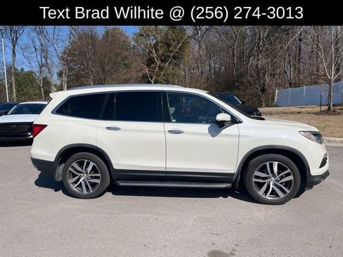 Used 2018 Honda Pilot Touring image 2
