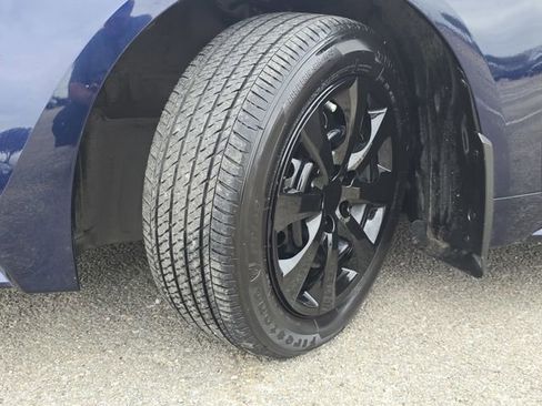 Used 2024 Toyota Corolla LE image 31