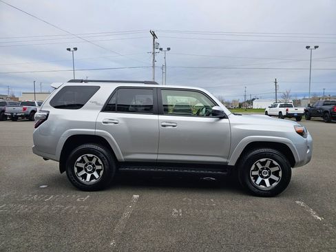 Used 2021 Toyota 4Runner TRD Off-Road image 5