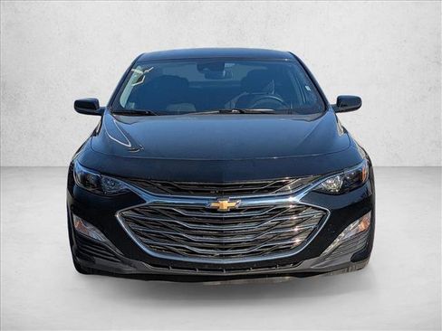 Used 2024 Chevrolet Malibu LT FWD image 2