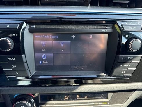 Used 2016 Toyota Corolla S image 26