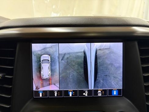 Used 2022 GMC Acadia AT4 w/ GMC Pro Grade Package AWD/4WD image 93