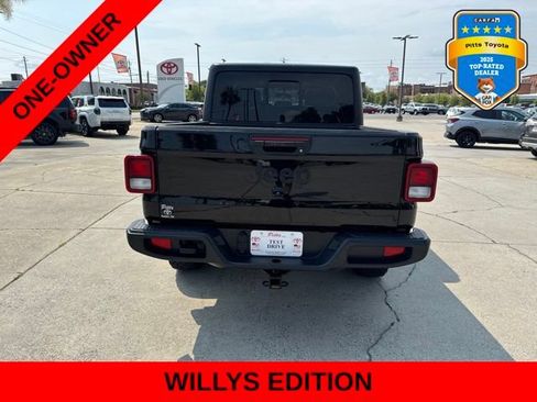 Used 2022 Jeep Gladiator Sport AWD/4WD image 7