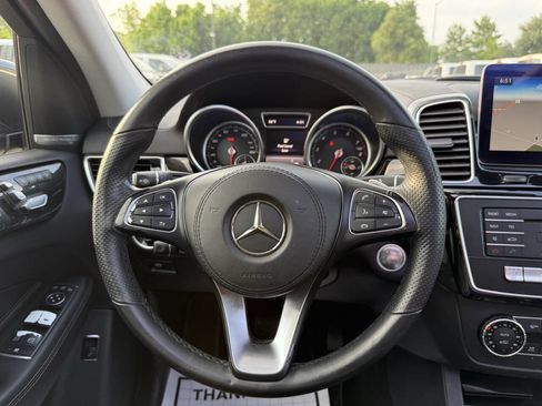 Used 2017 Mercedes-Benz GLS 450 4MATIC image 25