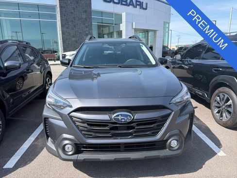 Used 2023 Subaru Outback Premium image 6