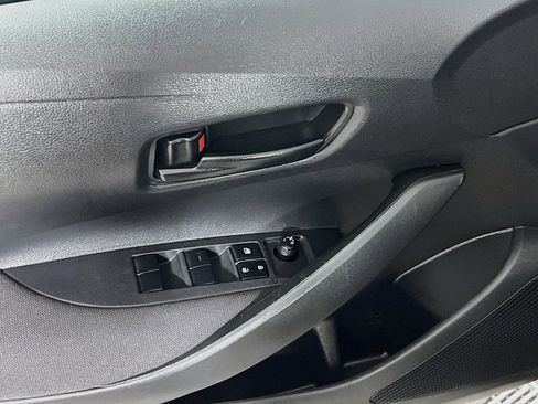 Used 2023 Toyota Corolla LE FWD image 17