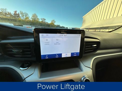 Used 2022 Ford Explorer XLT image 36