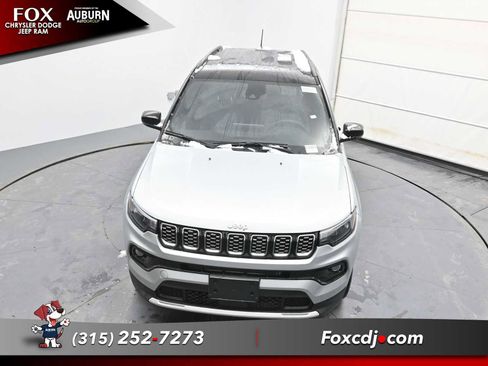 New 2026 Jeep Compass Limited image 25