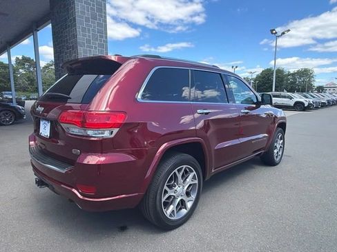 Used 2021 Jeep Grand Cherokee Overland AWD/4WD image 7