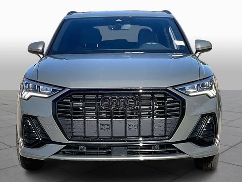 Certified 2025 Audi Q3 2.0T Premium w/ Convenience Package image 3