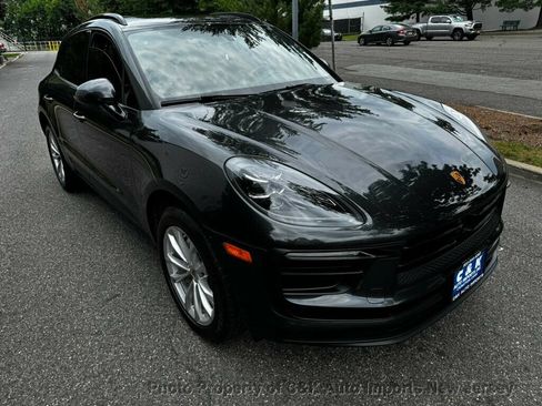 Used 2022 Porsche Macan AWD/4WD image 7