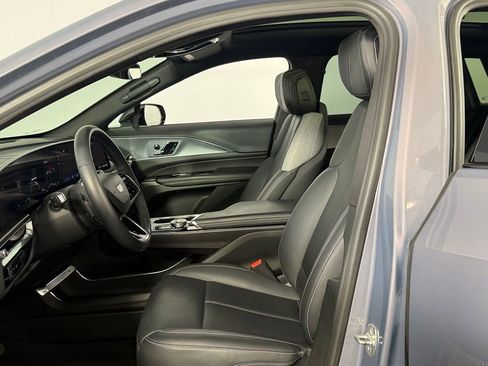 Used 2024 Cadillac Lyriq Tech RWD image 21