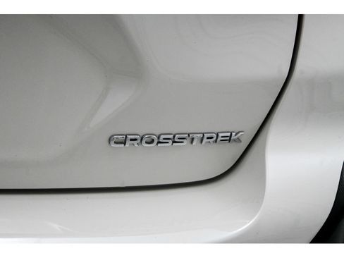 Used 2025 Subaru Crosstrek 2.5i Premium AWD/4WD image 36