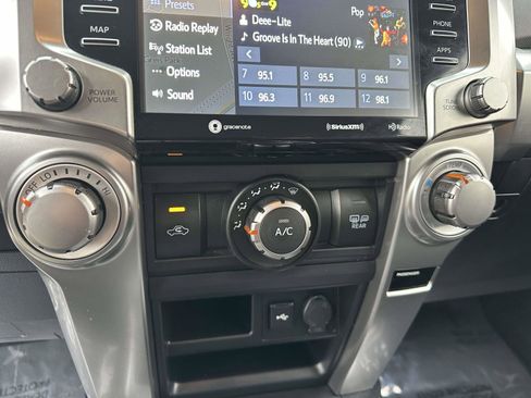 Used 2022 Toyota 4Runner TRD Sport w/ Technology Package image 29