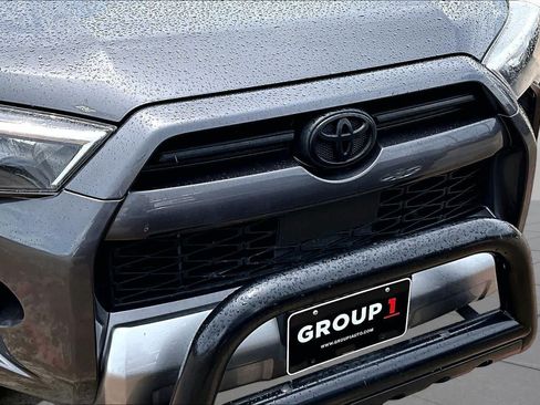 Used 2023 Toyota 4Runner TRD Off-Road Premium w/ Moonroof Package AWD/4WD image 30