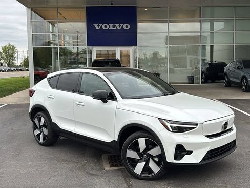 Used 2023 Volvo C40 P8 Recharge Ultimate AWD/4WD image 2