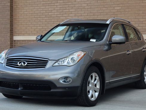 Used 2010 INFINITI EX35 Journey RWD image 5