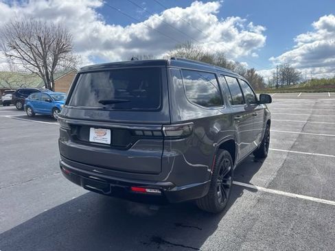 New 2026 Jeep Grand Wagoneer Summit image 7