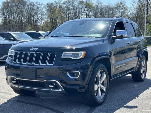 Used 2016 Jeep Grand Cherokee Overland AWD/4WD image 3