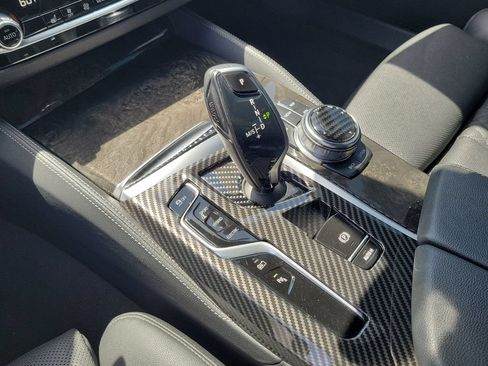 Used 2023 BMW 530e w/ M Sport Package RWD image 16
