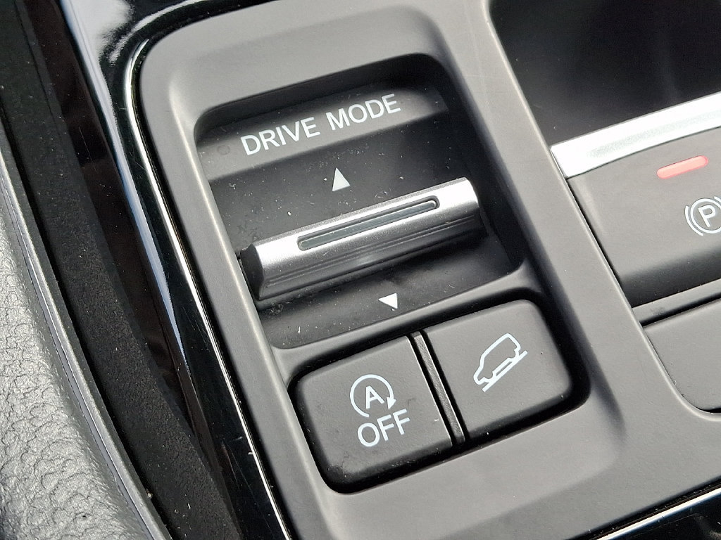 Used 2024 Honda Pilot Touring image 24